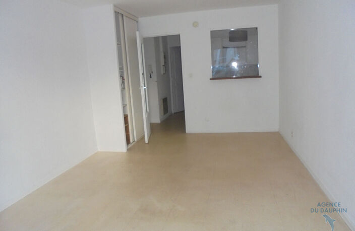 GRAND STUDIO  TRIANGLE D'OR — photo 3