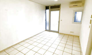 Commerce  40 m² à louer à Vitrolles (13127)