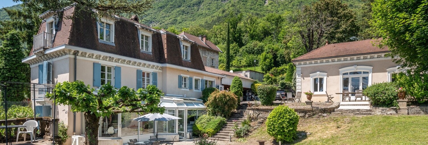 Maison 8 Pièces 259 m² à vendre à La Tronche (38700)