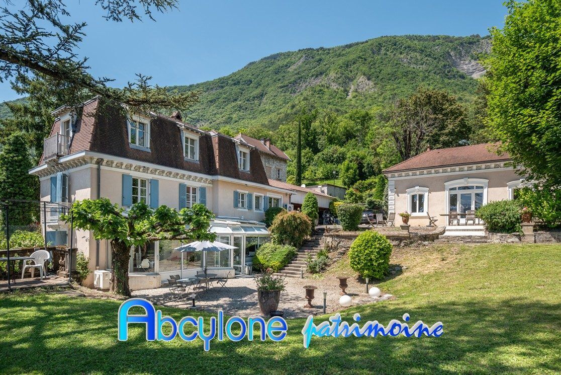 Villa / Maison  T8 à vendre Tronche (La) 38700