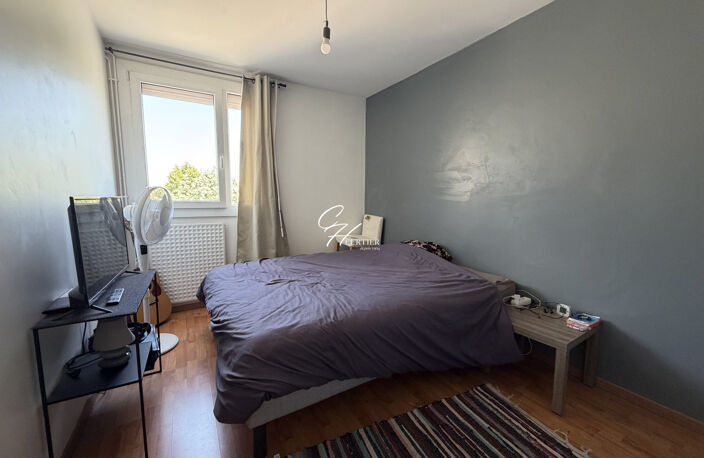 FONTAINE appartement T4 avec grand balcon en trés bon état — photo 5