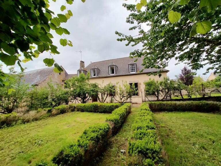 Maison de village ref.7271 ancien prieuré — photo 1