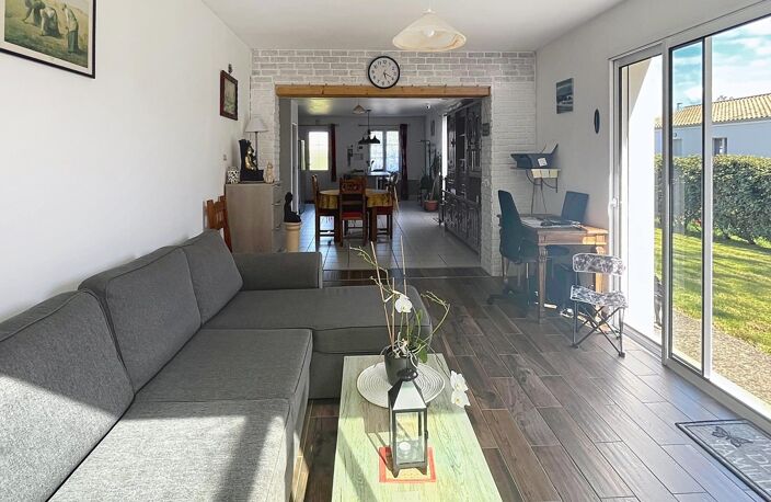 Maison à Saint Urbain — photo 3