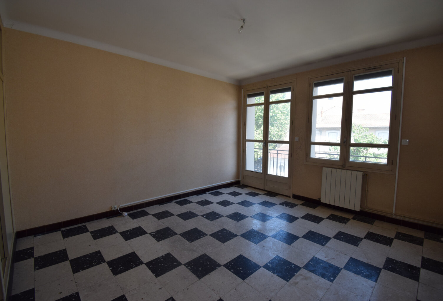 Appartement 3 chambres avec balcon à Carpentras — photo 1