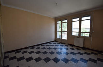 Appartement 3 chambres avec balcon à Carpentras — photo du bien