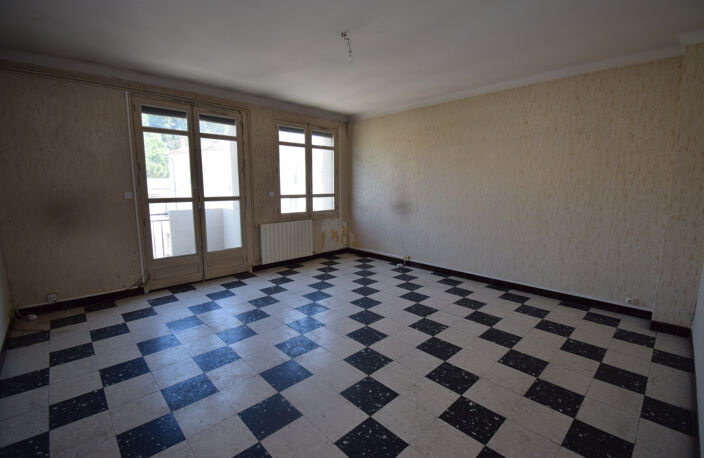 Appartement 3 chambres avec balcon à Carpentras — photo 2