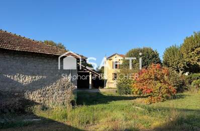 Maison d'habitation et hangars en pierre — photo du bien
