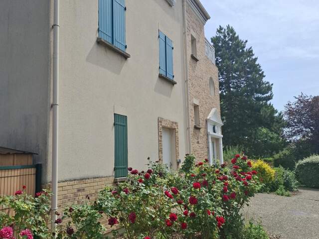 Bel appartement F2 en rez de chaussée. — photo du bien