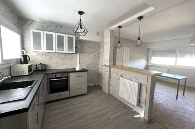 Appartement 4 pièces 1200 €