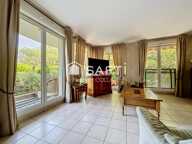 Rez de jardin de 101m2, terrasse, 2 parkings — photo 2