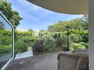 Rez de jardin de 101m2, terrasse, 2 parkings — photo 3