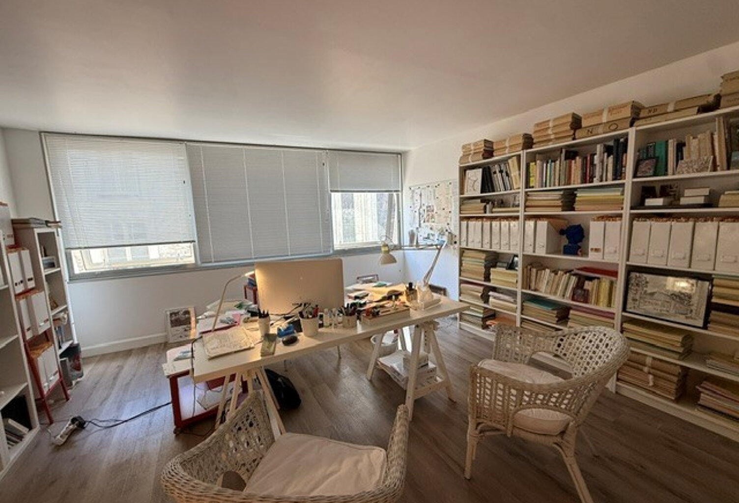 BUREAUX A VENDRE ANGERS HYPERCENTRE — photo 1