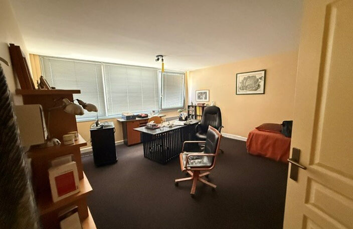 BUREAUX A VENDRE ANGERS HYPERCENTRE — photo 2