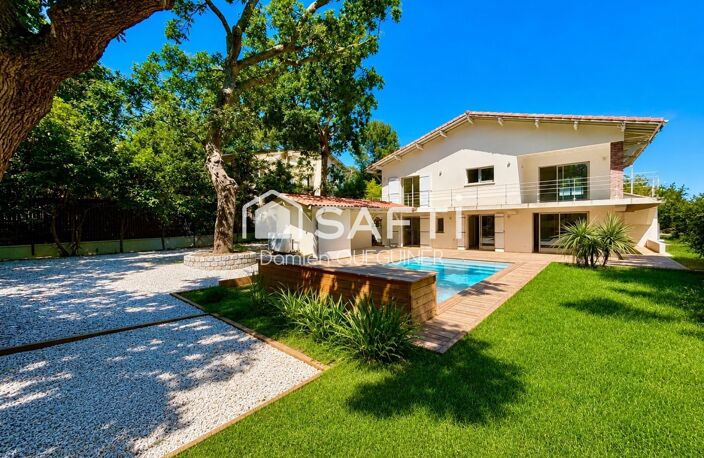 Pereire: Villa d'exception dans un écrin paysager — photo 2