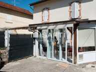 Maison avec jardin, à proximité du centre-ville — photo 3