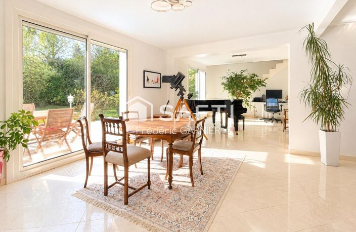 Maison de 212 m², 7 pièces, 5 chambres — photo 4
