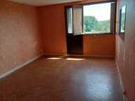 A saisir appartement de type 3,quartier calme dans la ville de Chateauroux,à rénover entiérement,travaux de copropriété prevu pour Septembre — photo 4