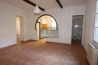 Appartement  76000 €
