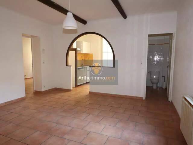 Appartement lumineux de 2 chambres à Apt — photo du bien