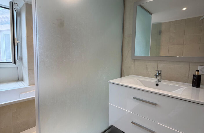 LA TURBIE : MODERNE CHARME ET TOUT CONFORT — photo 5