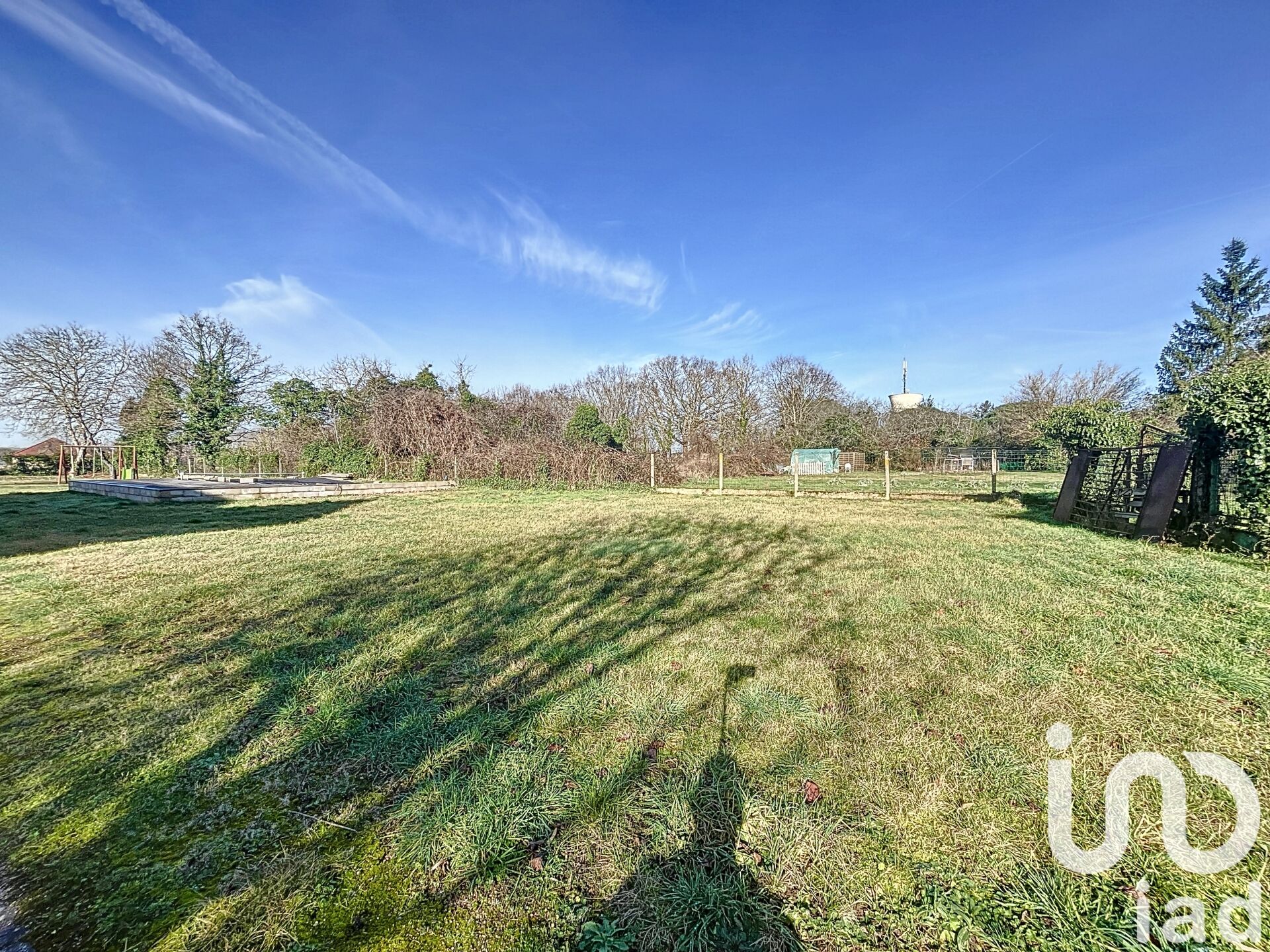 Fontenay-Sur-Loing - 136m² - 6p. - 4ch.
