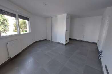 Appartement 2 pièces 723 €