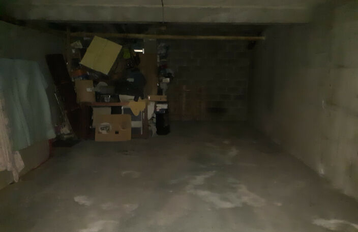 BOX PARTAGE (une place dans un box double) RUE DU BOSQUET — photo 3
