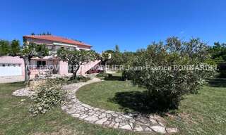 Maison 4 Pièces 205 m² à vendre à Suze-la-Rousse (26790)