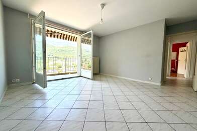 Appartement 3 pièces 180000 €