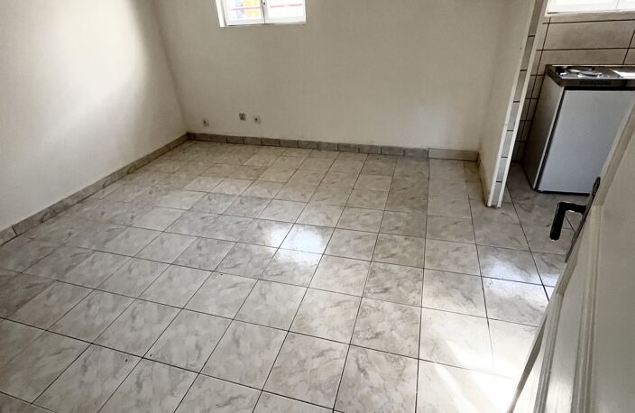 Vente Immeuble 100 m&sup2; — photo 4