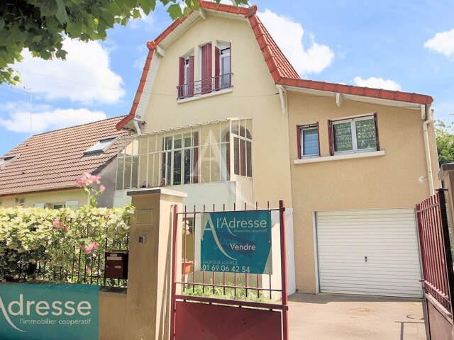 Morsang Sur Orge  - Maison individuelle - 4 pièces - 3 chambres - 80 m2 sur 400 m² de terrain — photo du bien