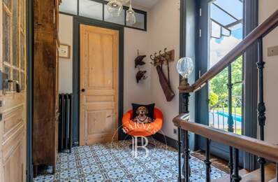 Collonges-au-Mont-d'Or - Maison de 236 m² - 5 chambres - Jardin 1556 m² - Piscine — photo du bien
