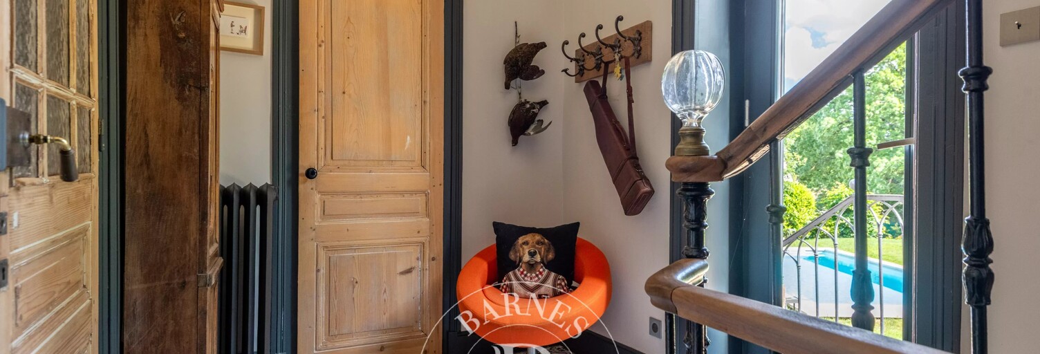 Maison 8 Pièces 230 m² à vendre à Collonges-au-Mont-d'Or (69660)