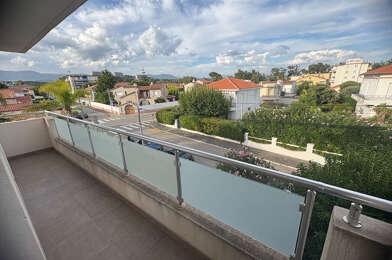 Appartement 3 pièces 2000 €