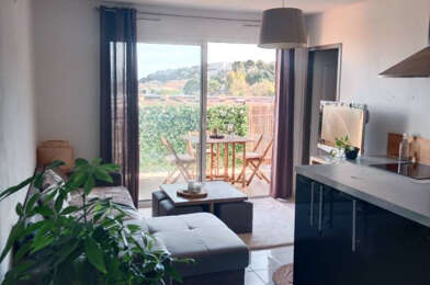 Appartement 2 pièces 852 €