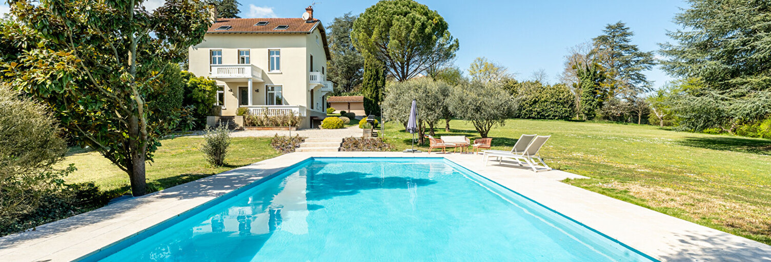 Maison 8 Pièces 257 m² à vendre à Francheville (69340)