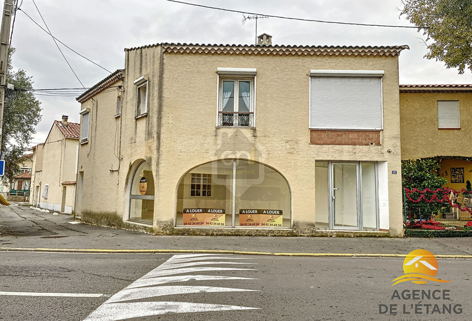 local commercial sur la commune de Berre l'Etang — photo 1