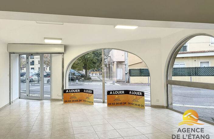 local commercial sur la commune de Berre l'Etang — photo 4