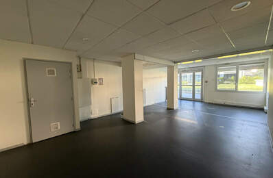 BUREAUX à LOUER — photo du bien