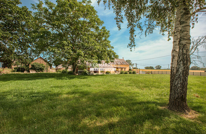 A VENDRE Maison Argentré-Du-Plessis 10 pièce(s) 195 m2 - 324 500  HAI — photo 2