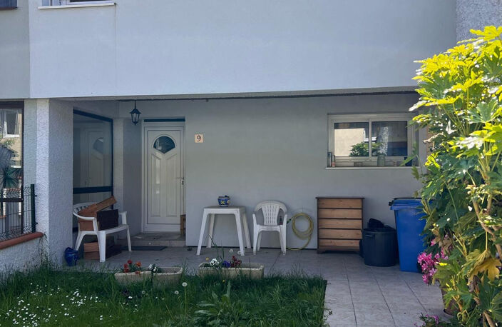 MAISON T5 4 CHAMBRES 96 m2 avec jardin et garage — photo 2