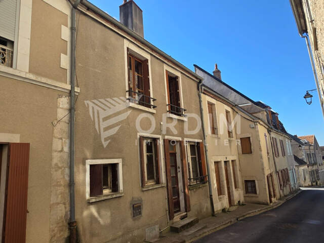 Maison à rénover - Fort potentiel au coeur de Sancerre — photo du bien
