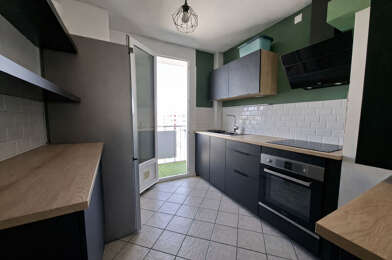 Appartement 3 pièces 765 €