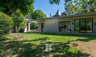 Maison  210 m² à vendre à Champagne-au-Mont-d'Or (69410)