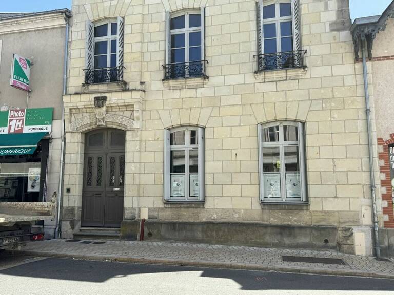 à LOUER — photo 1