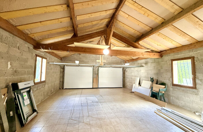 Maison Chazay Environ 175 m2 + garage de 46 m2 — photo 2