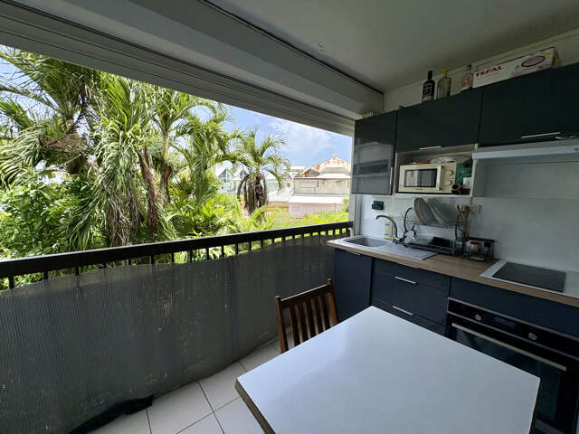 APPARTEMENT T1 RESIDENCE ACCES PLAGE + PISCINE BAS DU FORT — photo du bien