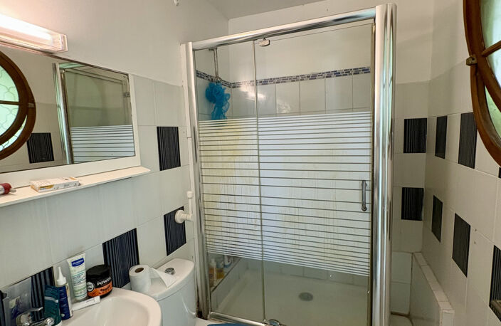 APPARTEMENT T1 RESIDENCE ACCES PLAGE + PISCINE BAS DU FORT — photo 4