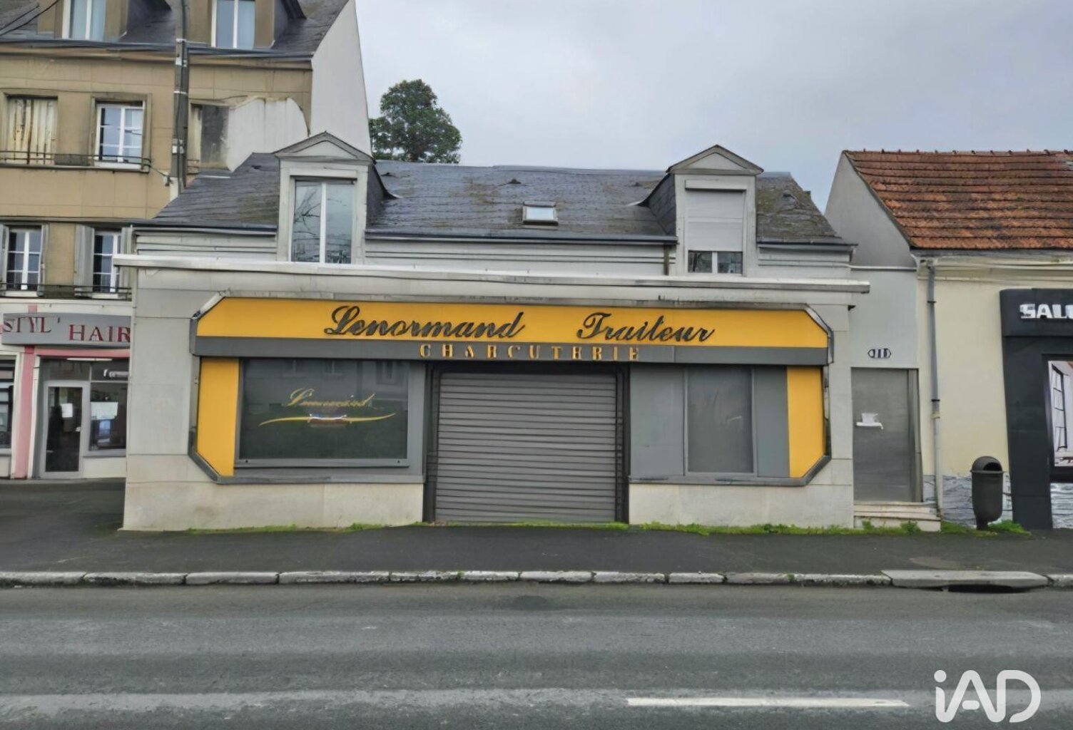 Vente Boutique/Local commercial 495 m&sup2; — photo 1