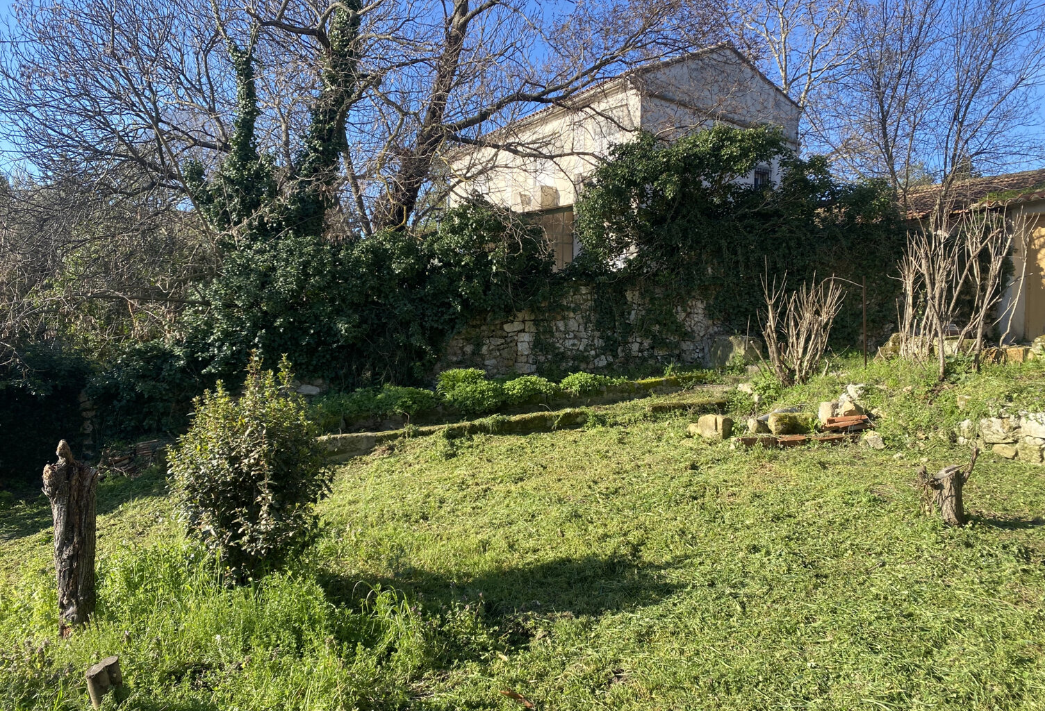 Montpellier Nord : Grand terrain constructible de 840 m2   Q — photo 1